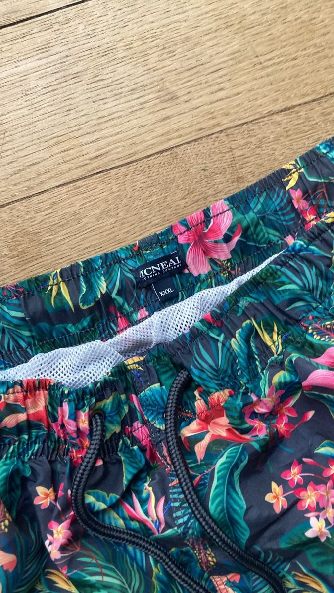 Pantaloni: Badehose xxxl – Usato da Basel venduto da Nomagusa