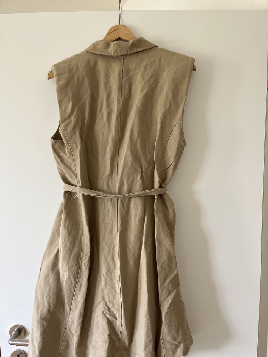 H&M Vestiti: Trenchcoat-Dress  – Usato da Allschwil venduto da MaloseS08 3
