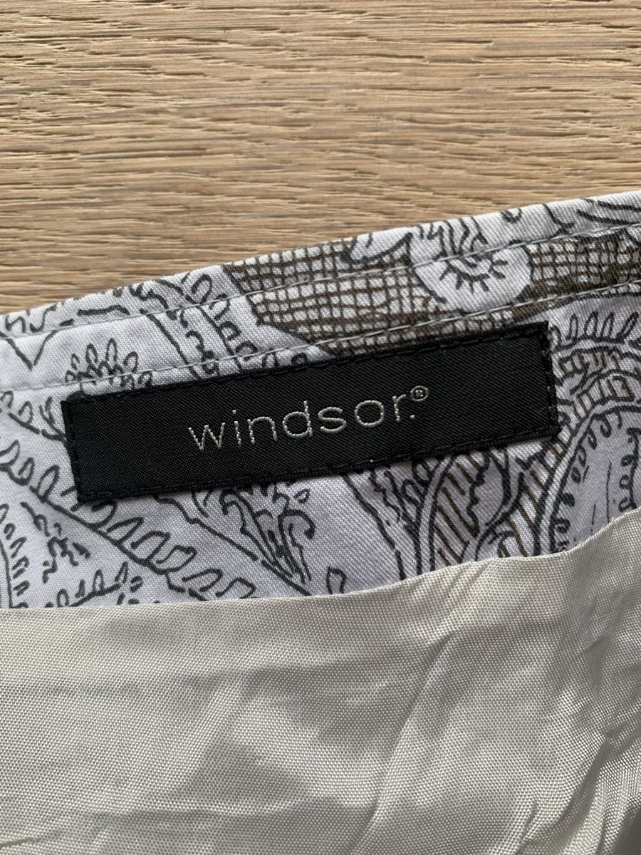 Windsor Gonne: Vintage Jupe von Windsor, Grösse 42 – Usato da hinwil venduto da monikaschuepbach 1