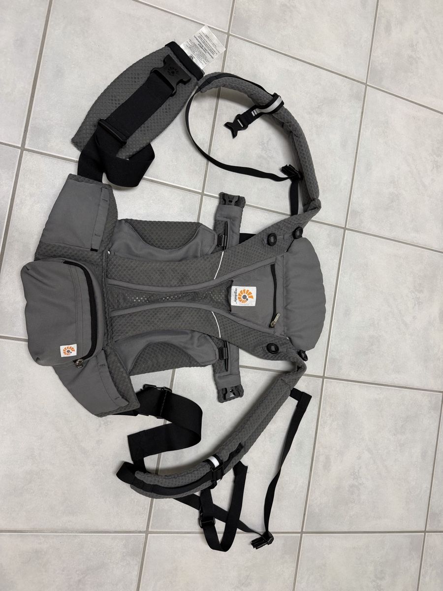 Ergobaby Marsupi portabebè: Ergobaby OMNI BREEZE, GRAPHITE GREY – Usato da Rümlang venduto da hal_mr29