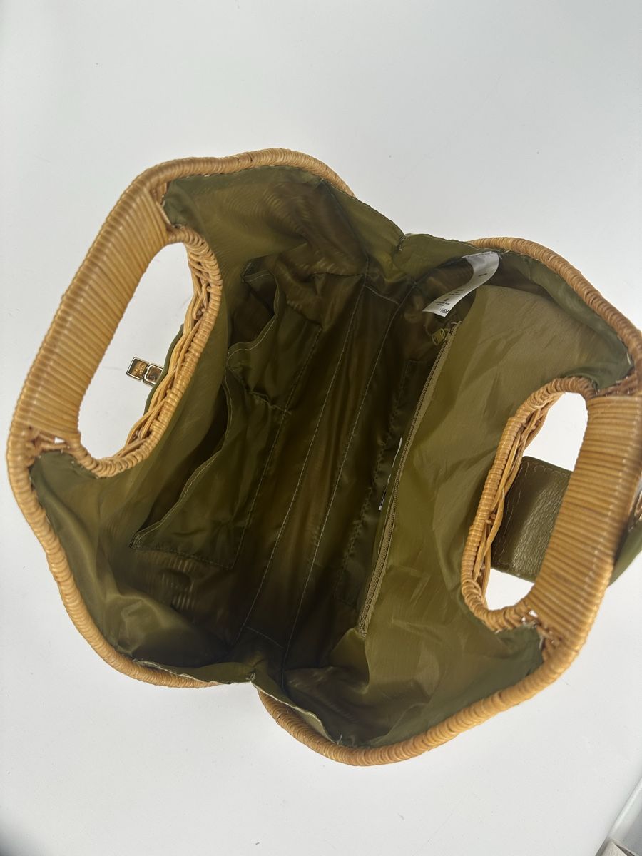 Sacs femmes: Sommer-Strohtasche Neuwertig! – D'occasion à Luzern par kim221080 3