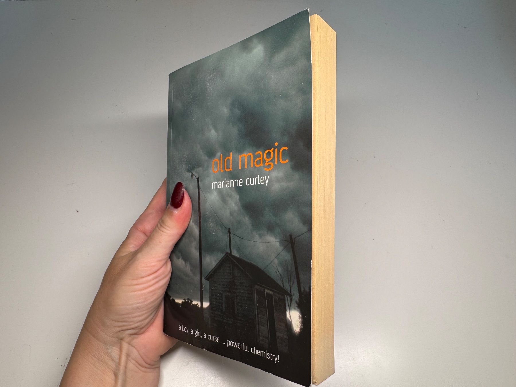 Libri: NOVEL: Marianne Curley, Old magic – Usato da Grosswangen venduto da English_books 1