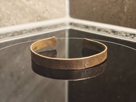 Messing Armreif Vintage Ethno Motiv Handarbeit ~6.5cm