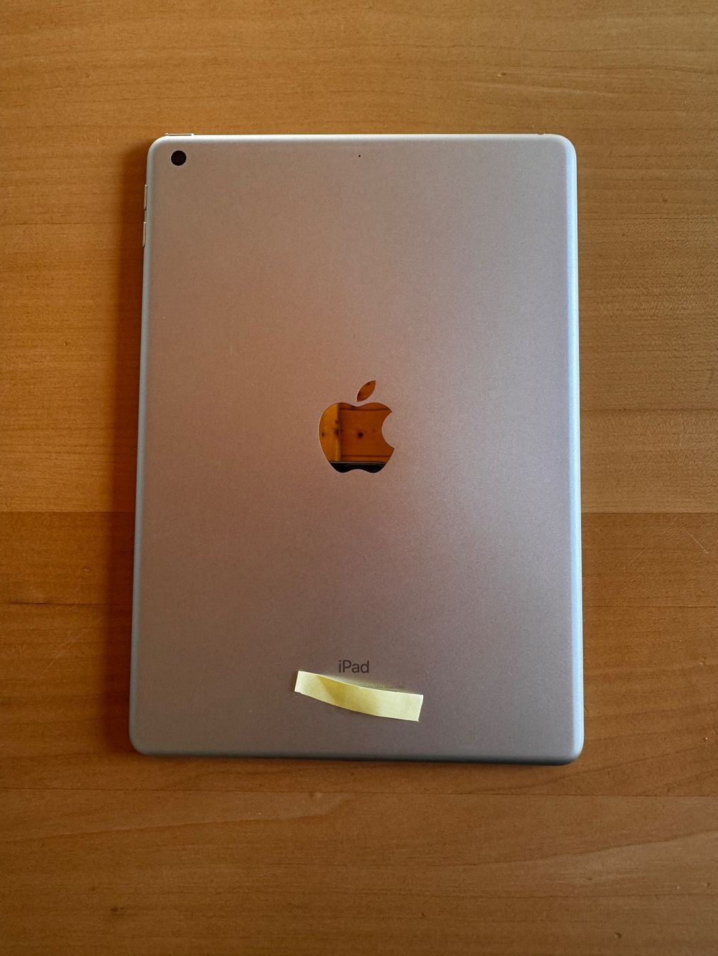 Apple Tablet PC: iPad 6.Gen 32GB silber (A1893) – Usato da Mosnang venduto da Dis7 1