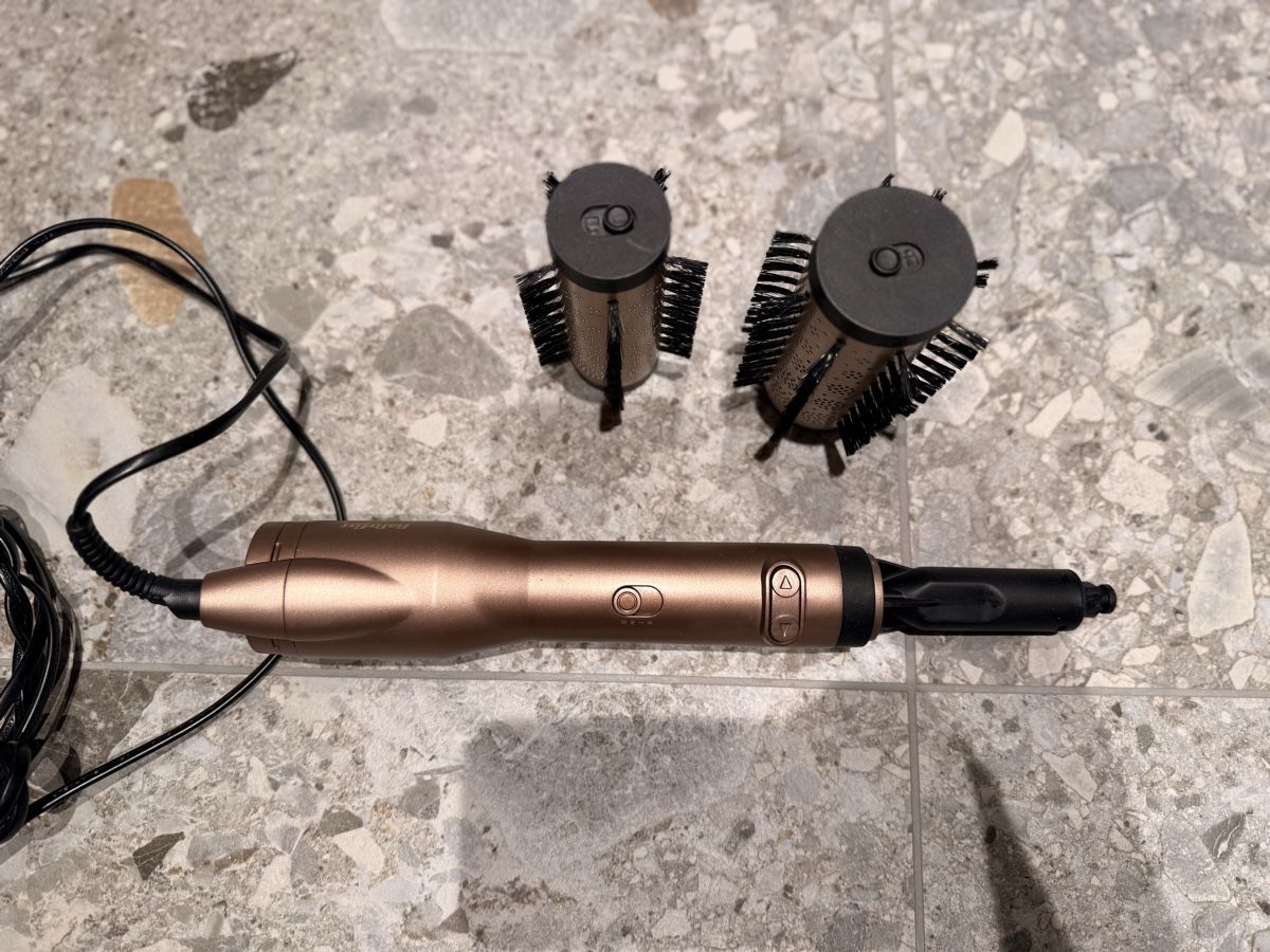 Altro per la casa: fer à lisser + Babyliss Brosse Rotative – Usato da Lausanne venduto da mar_2lwm 2