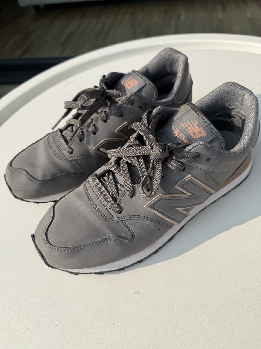 New Balance Damenschuhe: New Balance Trainers 40 – Gebraucht aus Châtelaine von Veradat