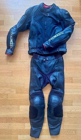 Richa Motorradjacke + Mohawk Lederhose +FLM Motorradstiefel