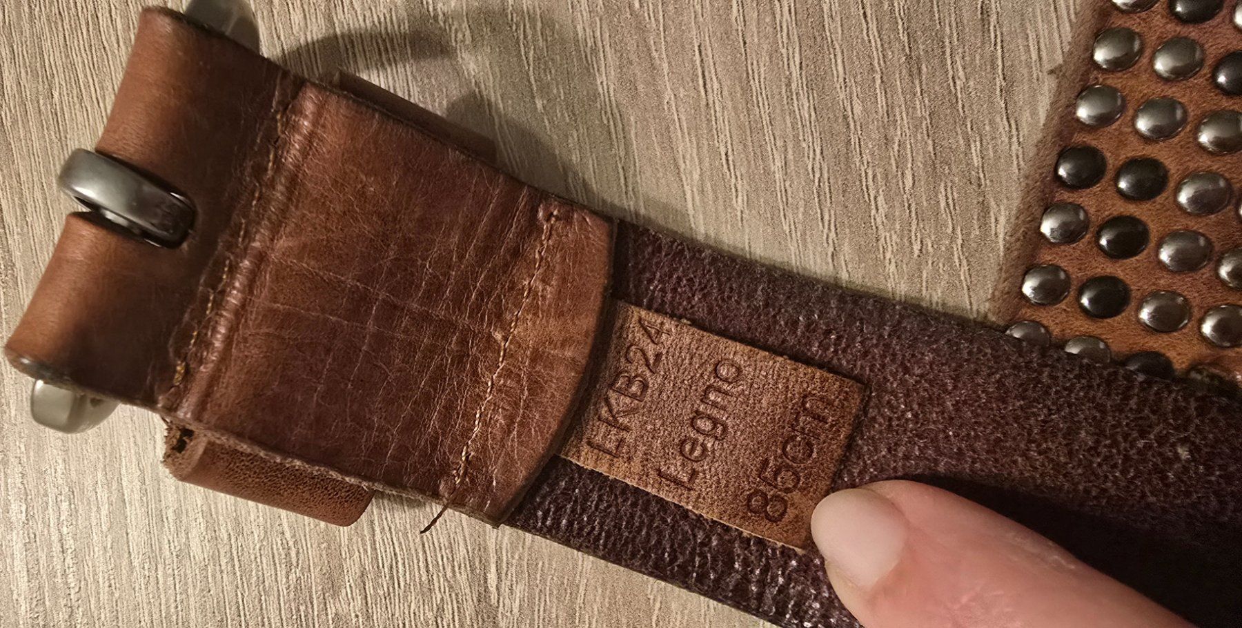 Cinture: Cooler Nietengürtel Gr. 85 Leder braun – Usato da Richterswil venduto da Ivypearl 2