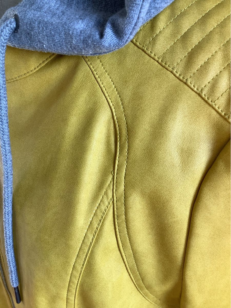Jacken: Jacke – Gebraucht aus Ennetbaden von Valli4 1
