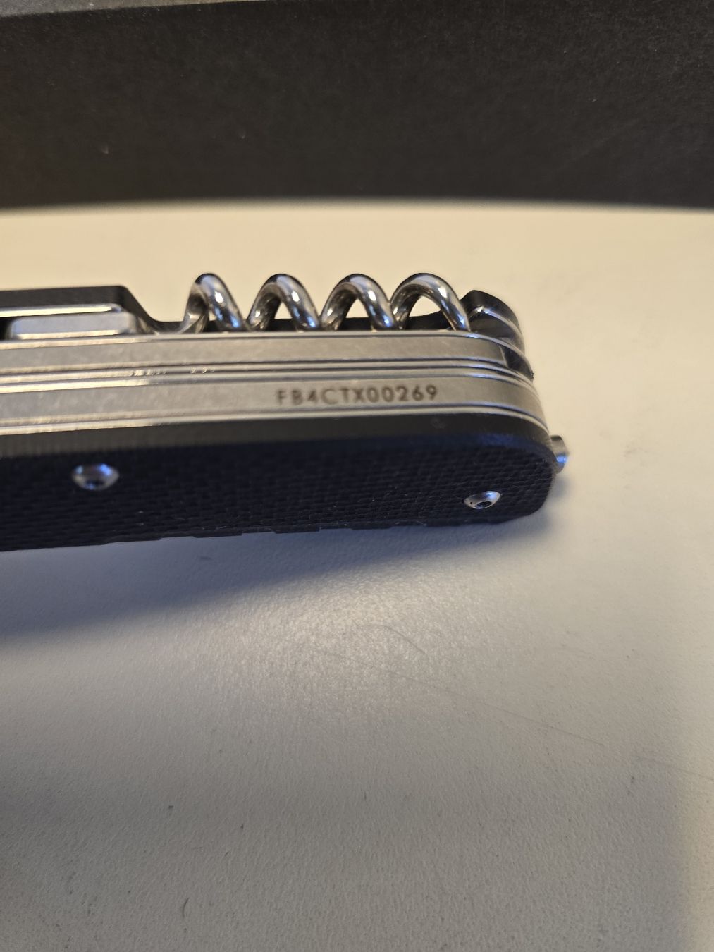 Couteaux de poche: *Taschenmesser RUIKE mit Korkenzieher, Klinge, Schere. – Neuf (Voir description) à winterthur par Sammlerecke 3