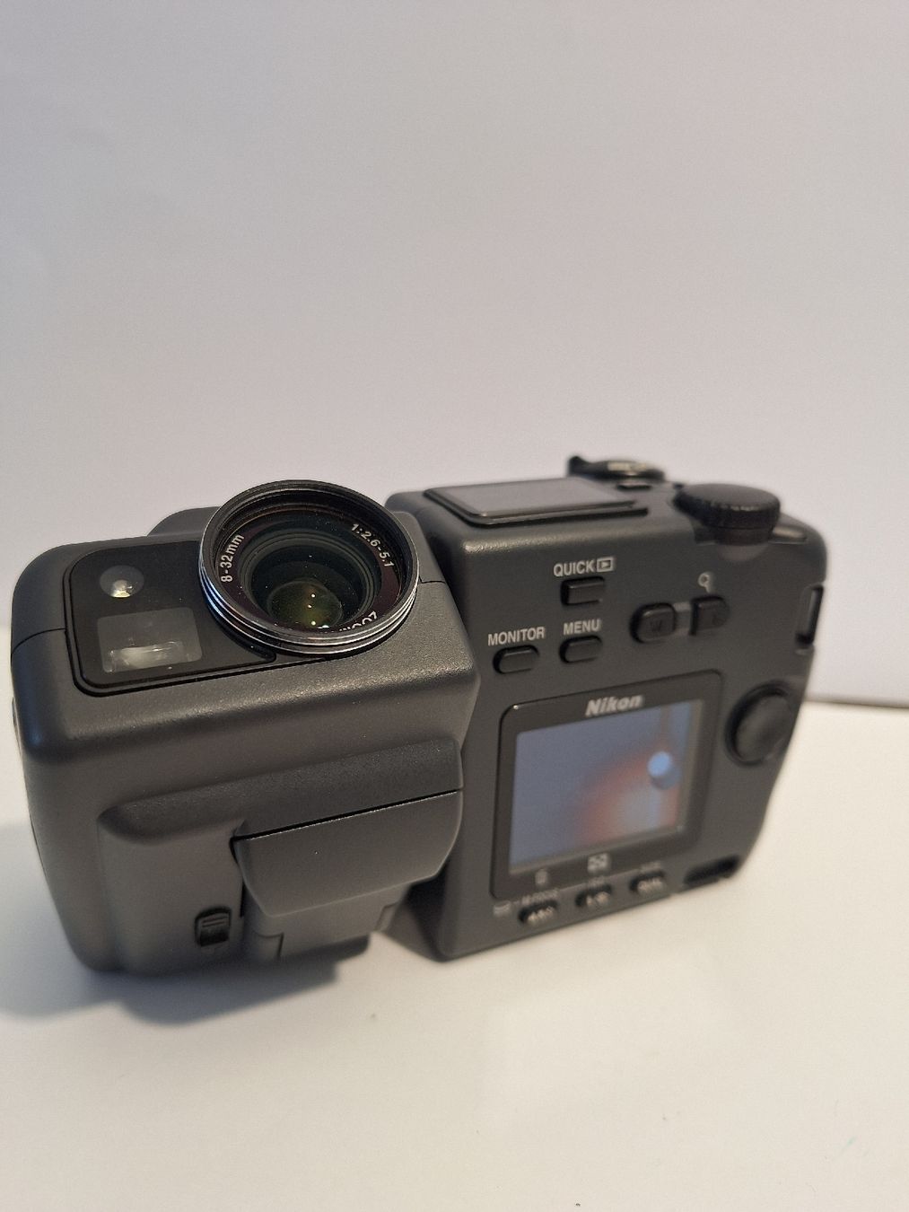 Coolpix Kamera: Nikon Coolpix 995 3.2MP Black Tested – Gebraucht aus Pfäffikon SZ von TobyPeterson 1