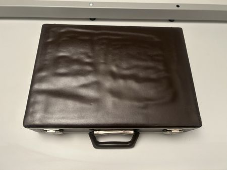 [VINTAGE]: Eleganter Aktenkoffer aus Kunstleder in braun