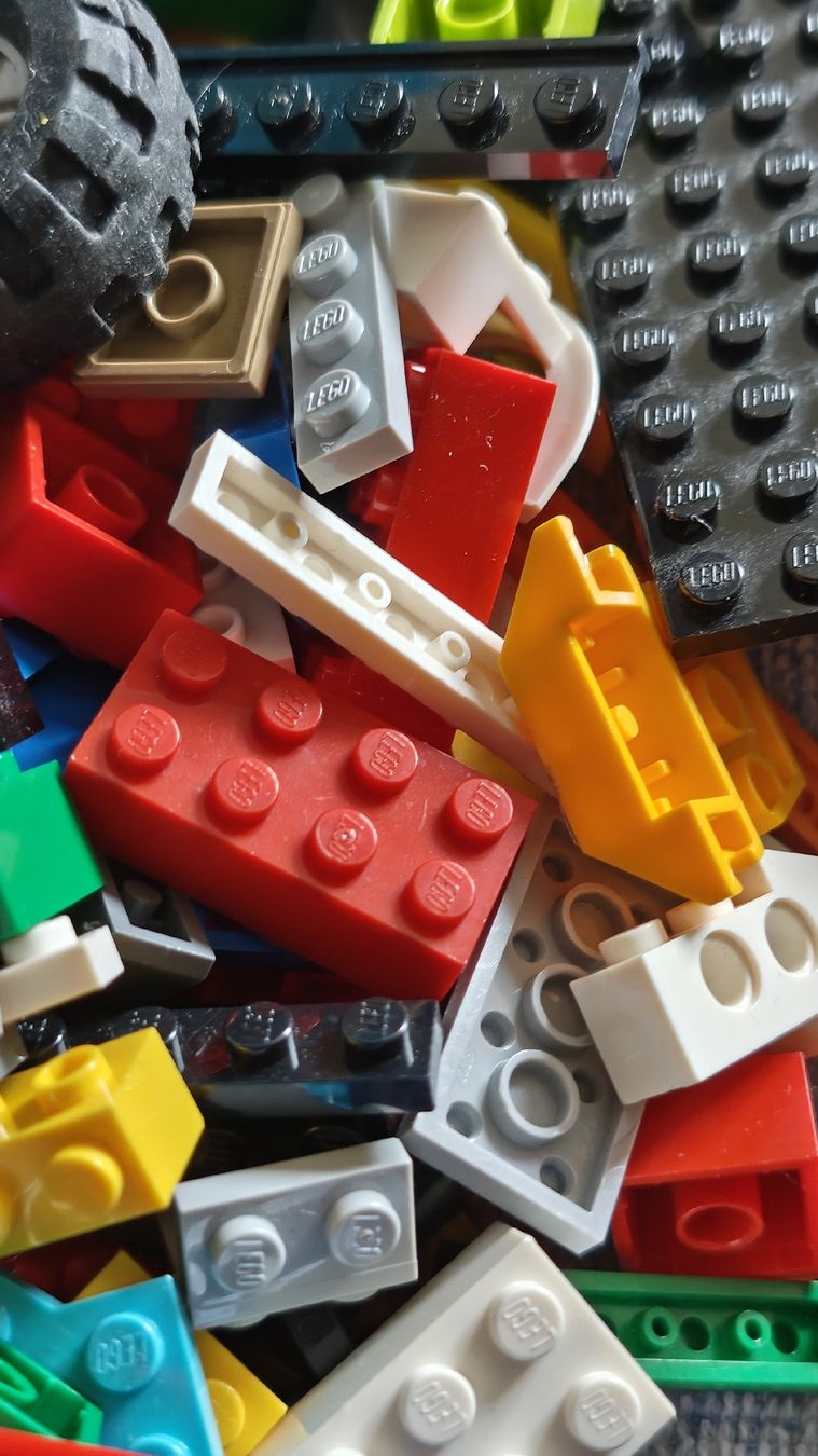 Lego Spielzeuge: Lego Mix ca 2,6 Kilo – Gebraucht aus Effretikon von Superkarin7 1