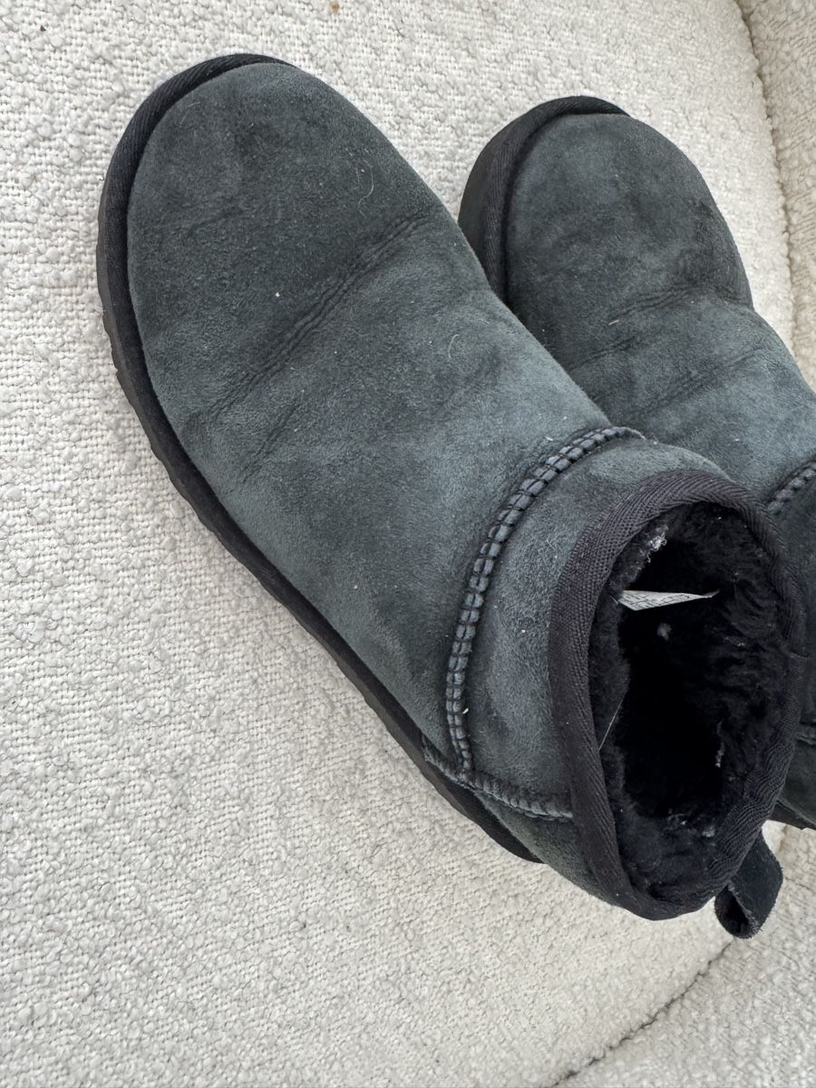 Scarpe da donna: UGG Boots 39 mini – Usato da Zürich venduto da cla_72hf 1