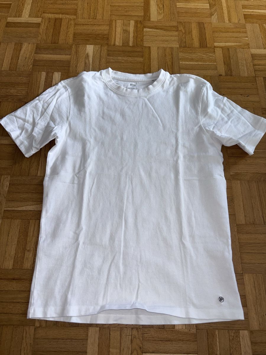 T-Shirts: Weisses T-Shirt, Grösse M und top für Sommer! – Gebraucht aus Jona von SaF0da