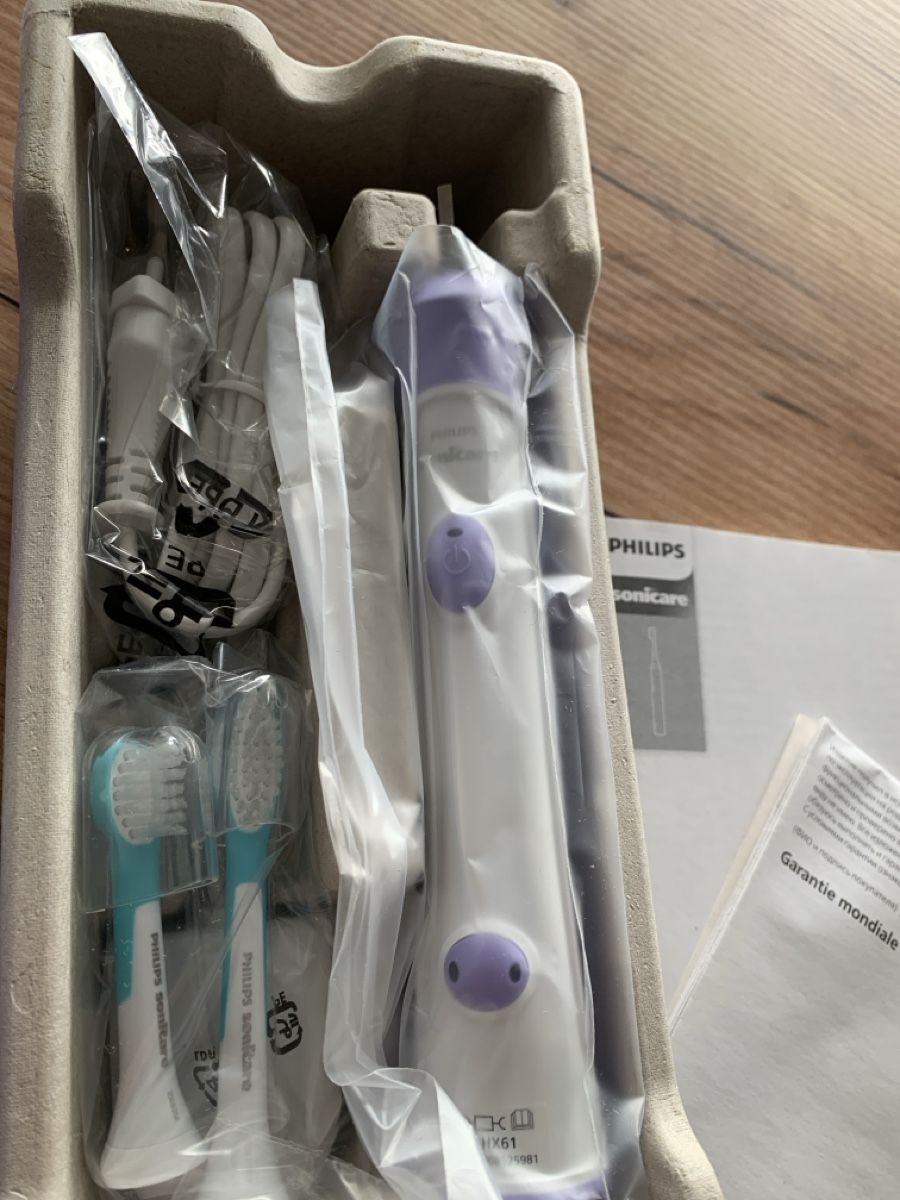 Philips Sonicare Cura dei denti: Neue SoniCare Kids – Nuovo (secondo la descrizione) da Uznach venduto da pegasus101 2