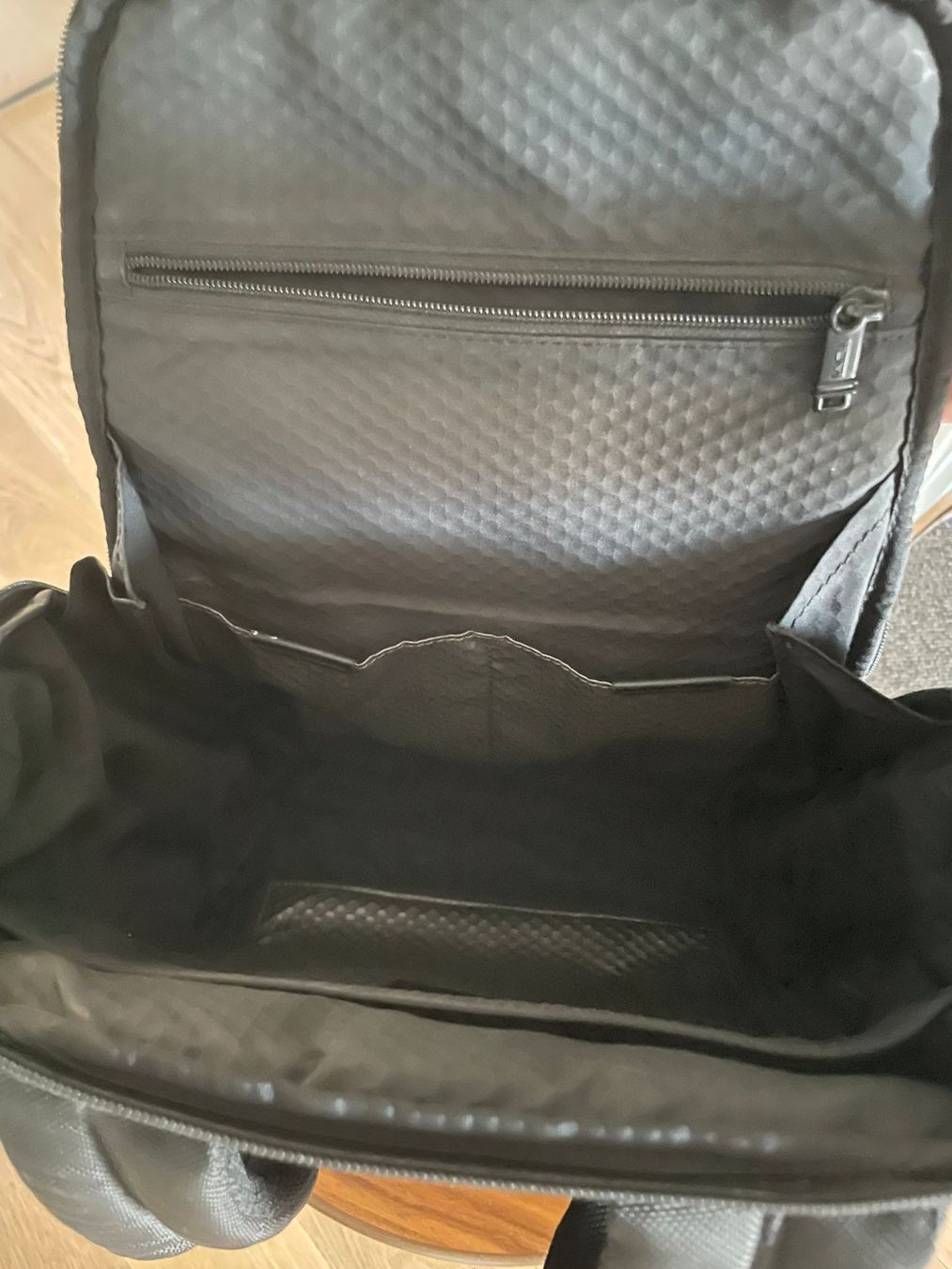 Tumi Zaini: TOP TUMI-Rucksack! Keinerlei Mängel – Usato da Zürich venduto da axe_k5cv 7