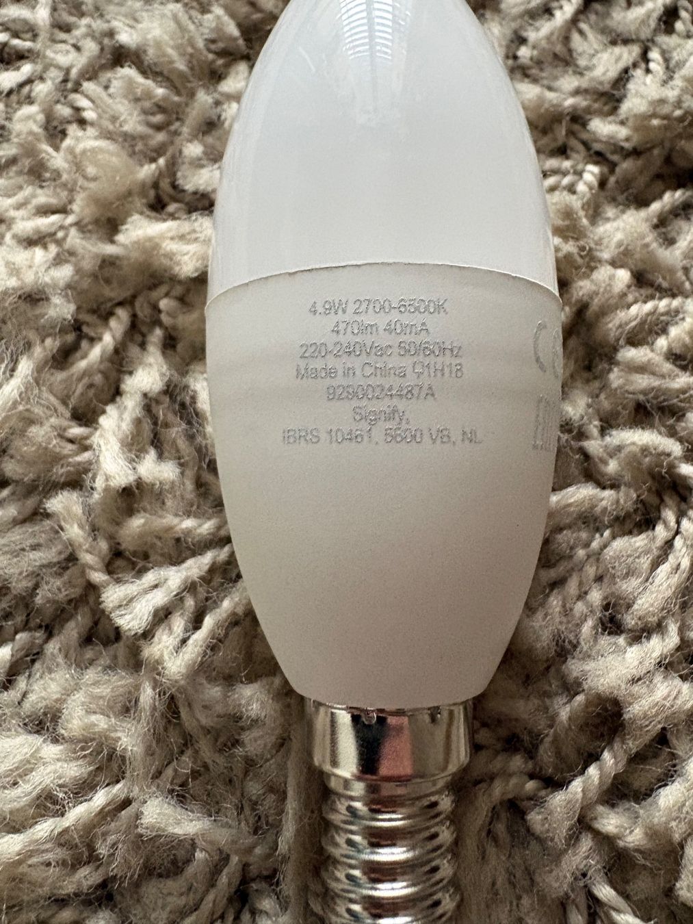 Lampade: WiZ Lampe 40W E14 Kerzenform – Usato da Neukirch Egnach venduto da Bruno-Privatverkauf 1