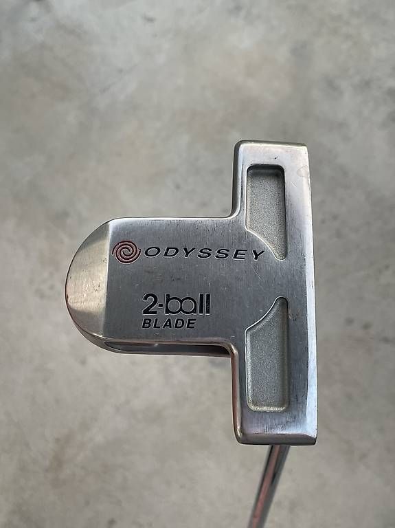Odyssey Mazze & Set: Odyssey 2-ball Putter – Usato da Bern venduto da mia_8nfn 1