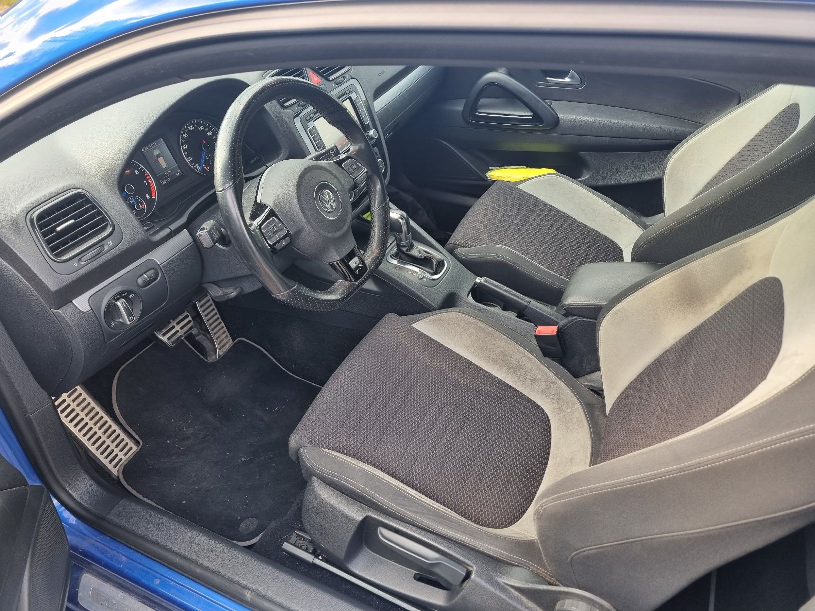 VW Automobili: VW Scirocco R DSG 2.0 – Usato da Anwil venduto da ret_6j7k 3