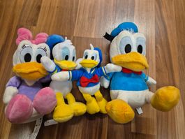 Donald & Daisy Plüsch 4er Set Stofftiere Ente B2
