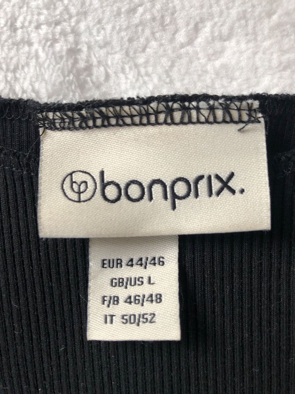 Maglioni & Felpe: Damen Pullover schwarz gerippt weit geschnitten – Usato da Arlesheim venduto da leyRum4.5 5