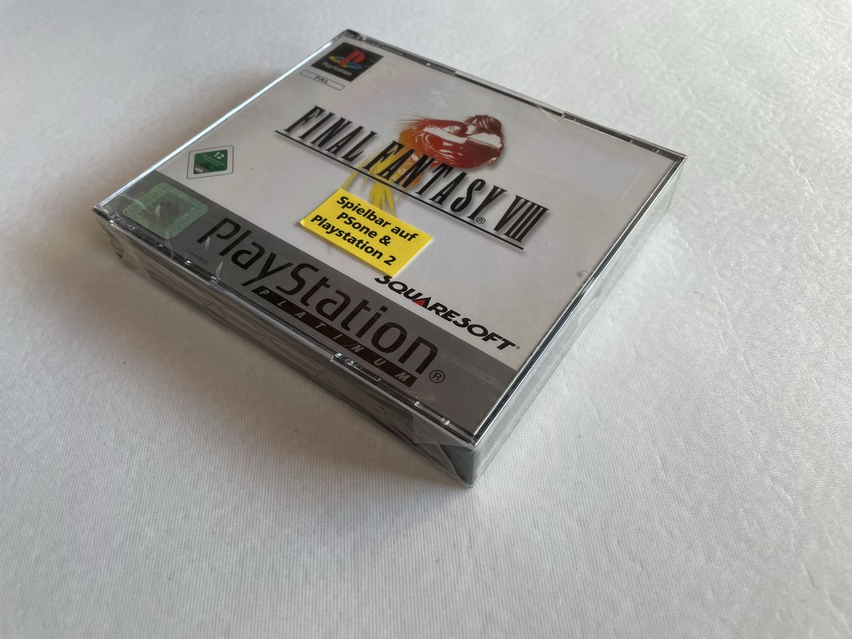 Sony Giochi: Final Fantasy VIII PSone Platinum Edition SEALED – Nuovo e nell'imballaggio originale da Luzern venduto da OlpeStyle 2