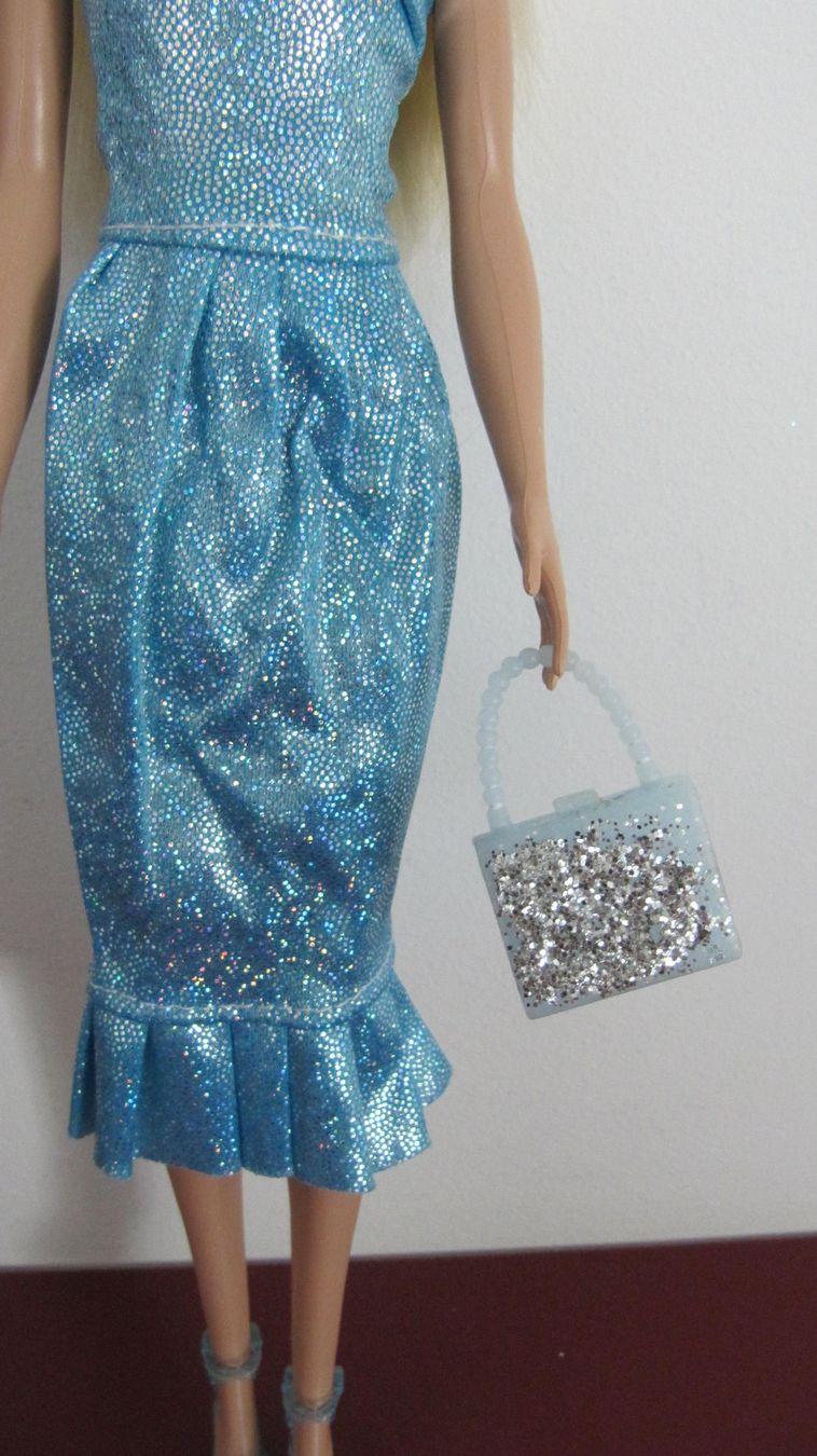 Bambole: Barbie Puppen - elegant - mit Handtaschen – Usato da Brunnen venduto da Kiwiland1 3