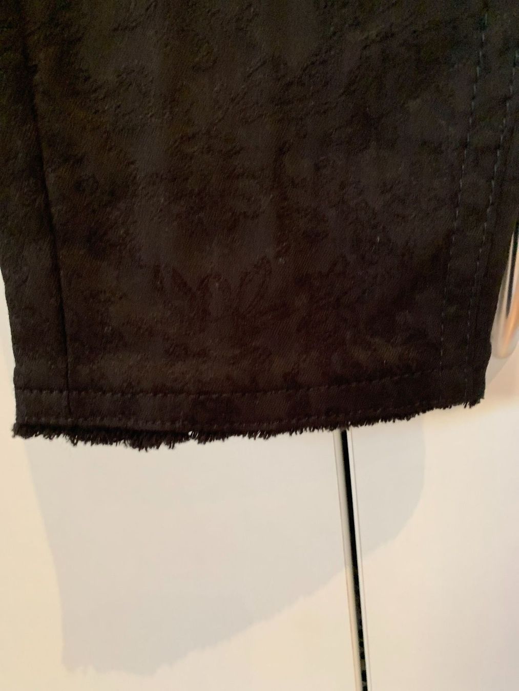 Marc Cain Pantaloni: Marc Cain Sports - leichte Hose – Nuovo (secondo la descrizione) da Geuensee venduto da Gagisi 2