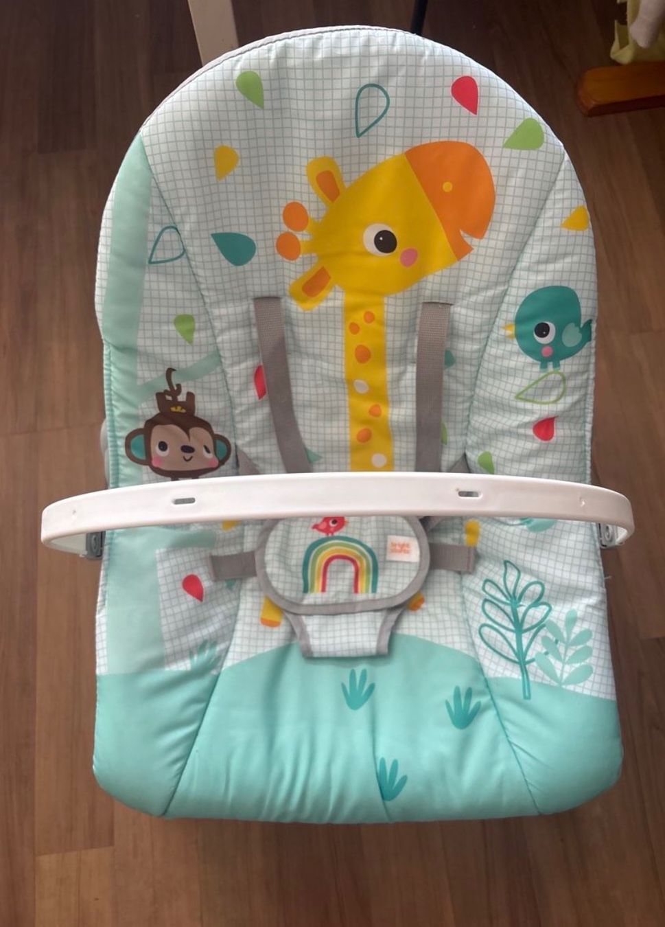 Sdraiette & Sdraiette a dondolo: Babywippe mit Giraffenmotiv – Usato da Birmenstorf AG venduto da Reninata