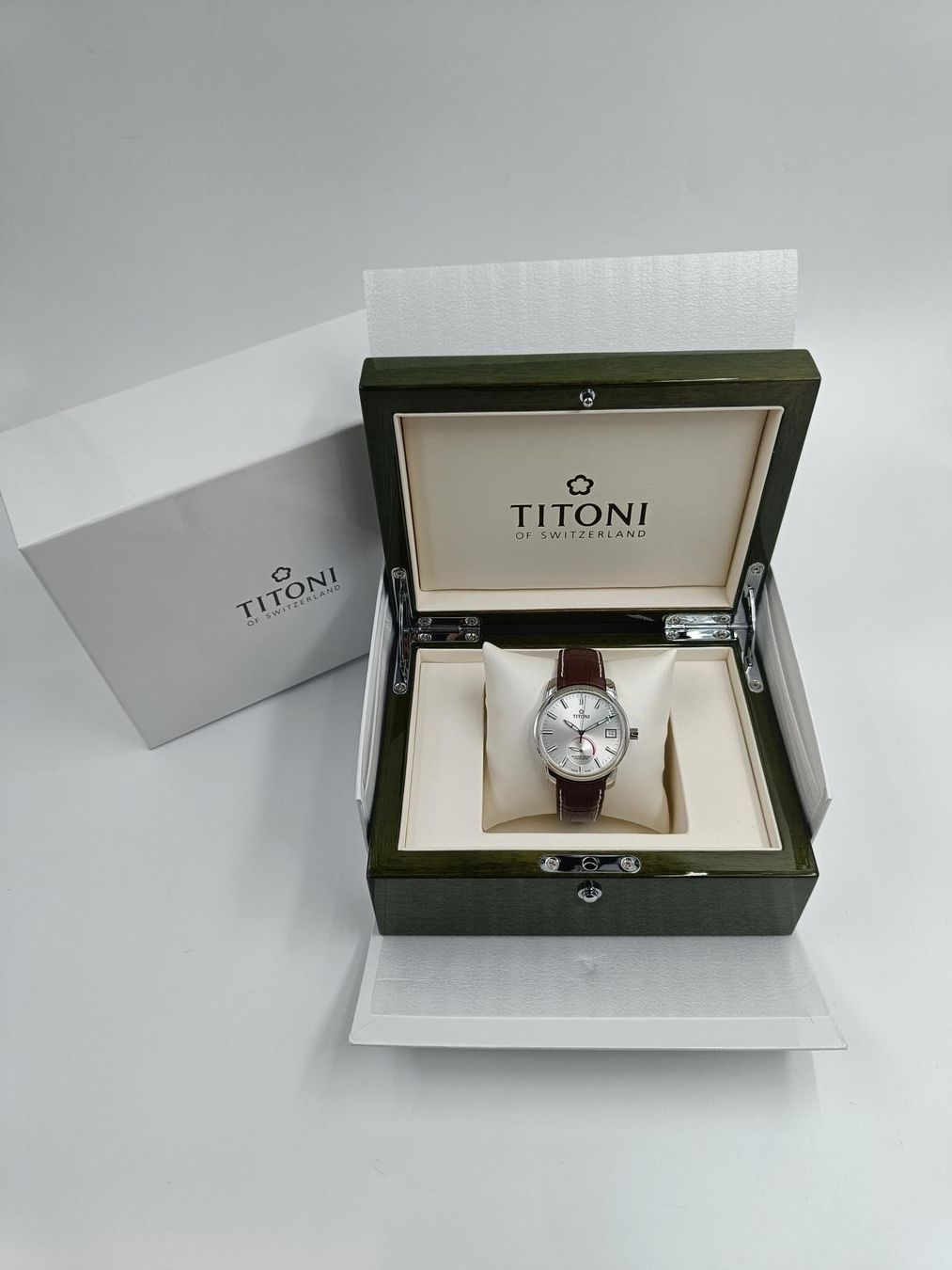 Titoni Orologi: TITONI "MASTER SERIES", CHRONOMETER, POWERRESERVE, 41 MM – Nuovo (secondo la descrizione) da Luzern venduto da EdiGem 1