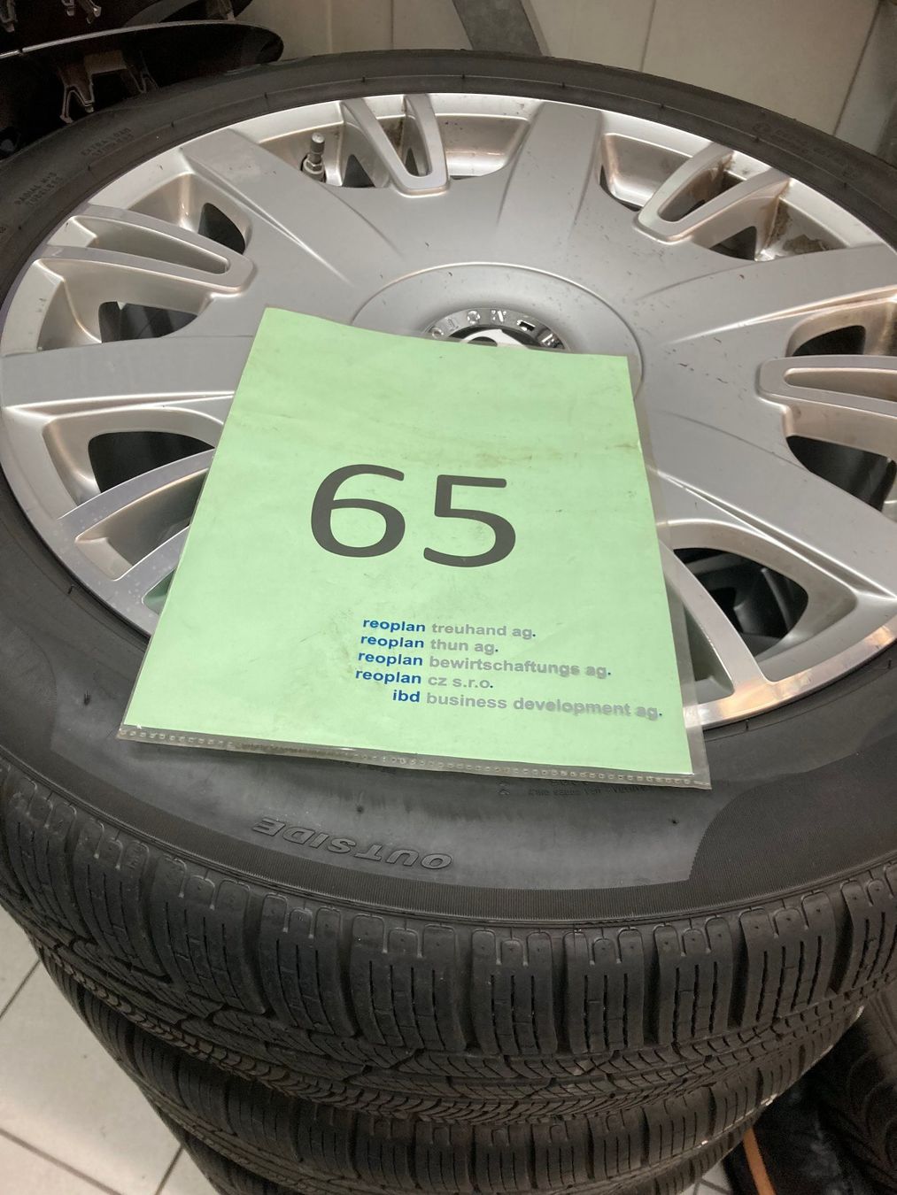 Bentley Pneumatici & Ruote complete: Bentley Continental Winterräder  265/45R20 – Usato da Cham venduto da WB2223 8