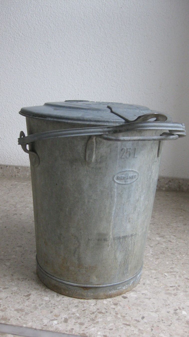 Ochsner Cestini per rifiuti: Ochsner Kübel 25l – Usato da Nussbaumen AG venduto da Daddy5