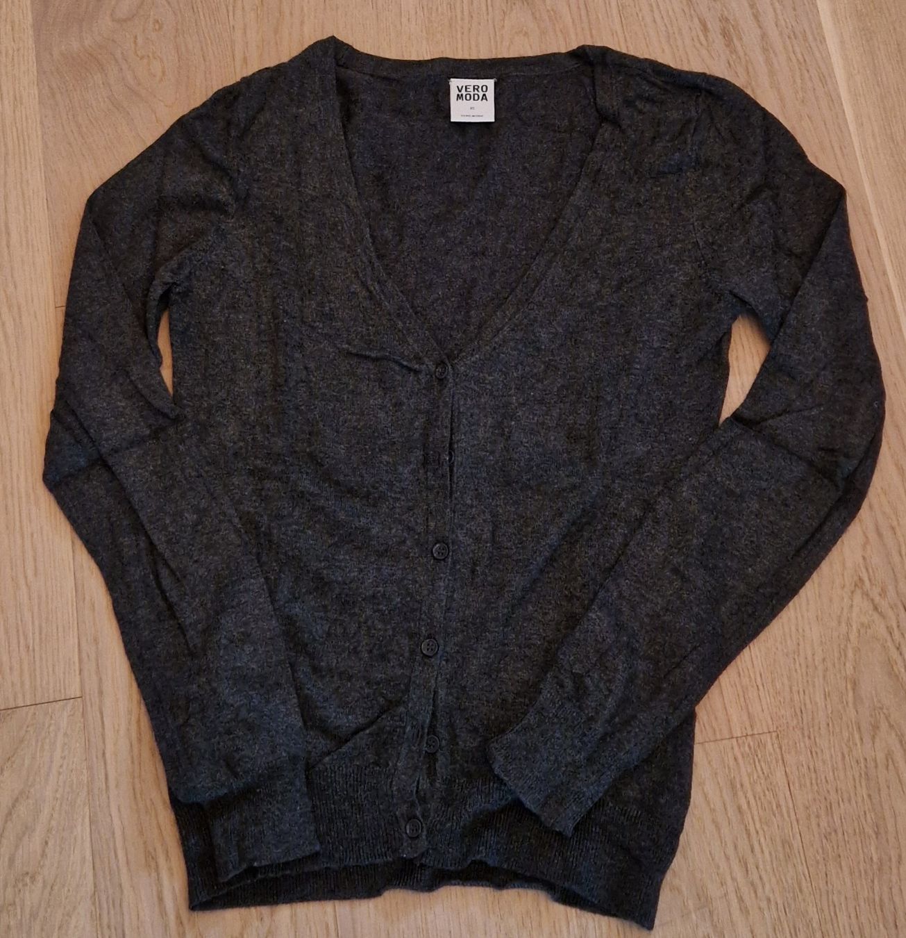 Vero Moda Giacche: Vero Moda Strickjacke, grau, Grösse XS – Usato da Gasel venduto da sale65 2