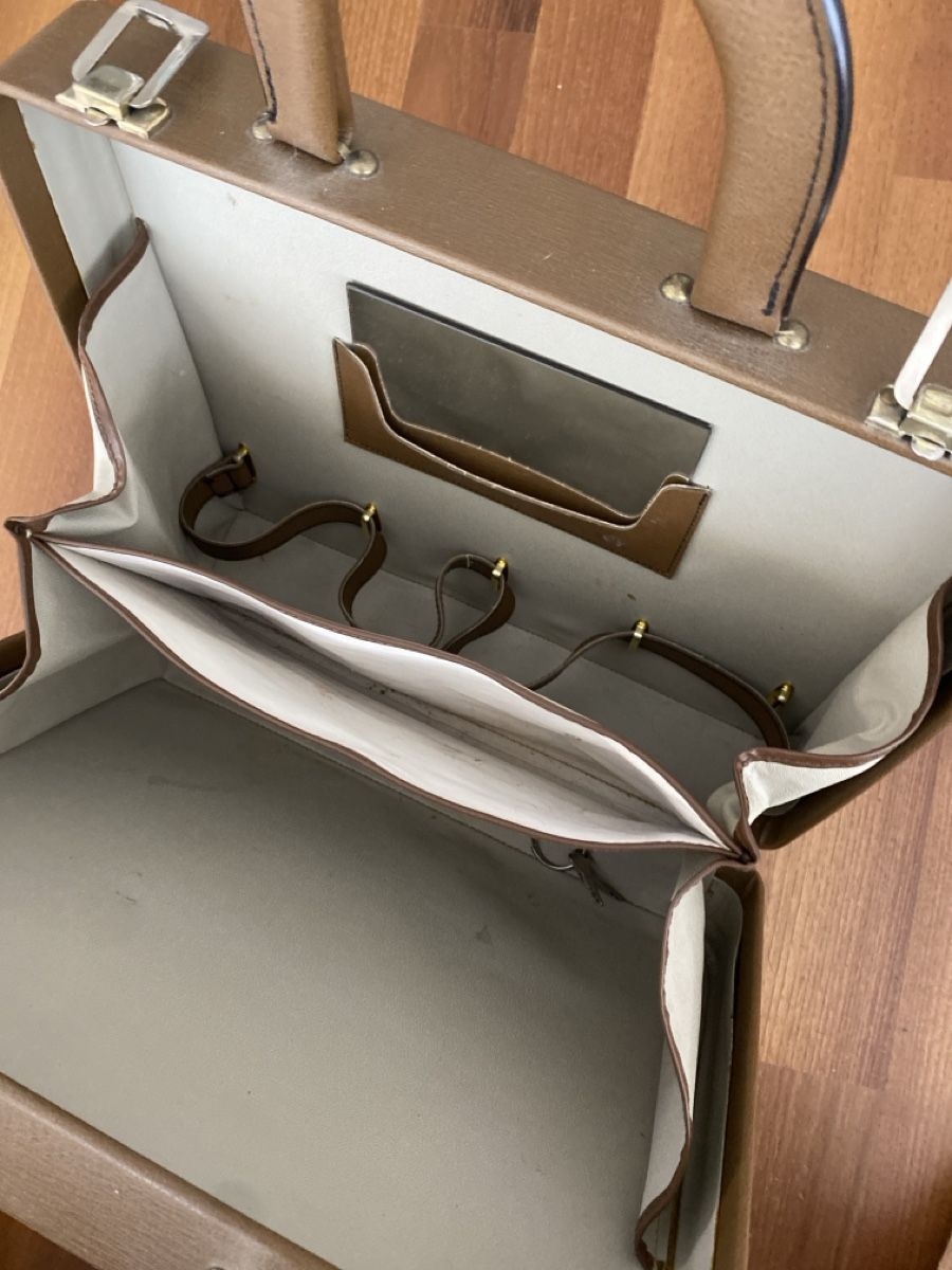 Custodie per cosmetici: Beauty case – Usato da Balerna venduto da lau_dnx9 2