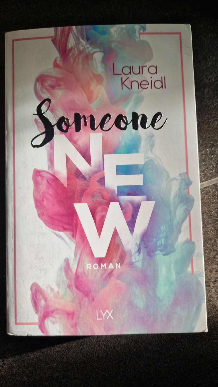 Libri: Someone Else, Laura Kneidl, Lyx Verlag – Nuovo (secondo la descrizione) da altishofen venduto da Nippo