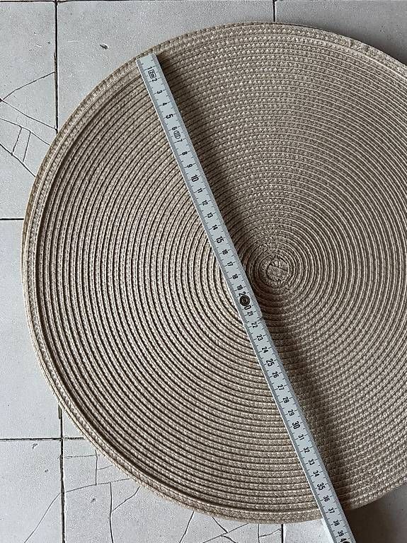 H&M Tutte le decorazioni: 6 H&M Home Platzsets Sand – Usato da Zürich venduto da ebr_595v 1