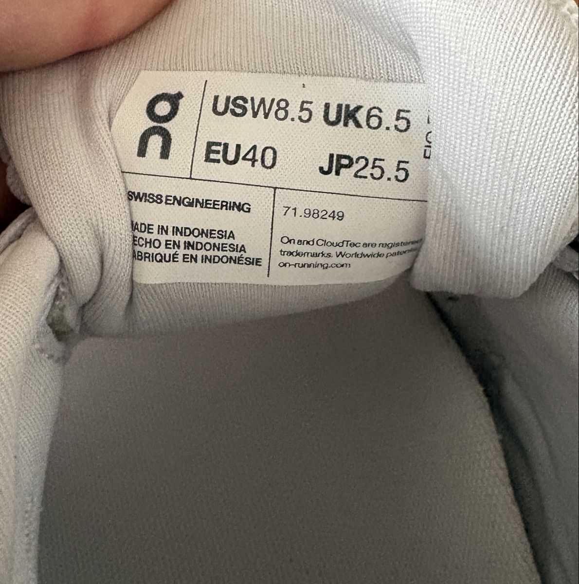 On Scarpe da donna: On cloudflyer running Schuhe sneaker trainer Weiss Rosa 40 – Usato da Rheinfelden venduto da nad_6hrl 2