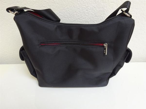 Taschen für Damen: Ted Lapidus - Neuw. Umhängetasche - schwarz – Gebraucht aus Zofingen von Justizia_01 2