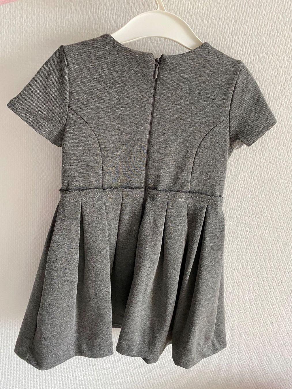 Mayoral Vestiti & Gonne: Gr 104 MAYORAL Festkleid Kleid – Usato da Rickenbach b. Wil venduto da sunneschii_ 5