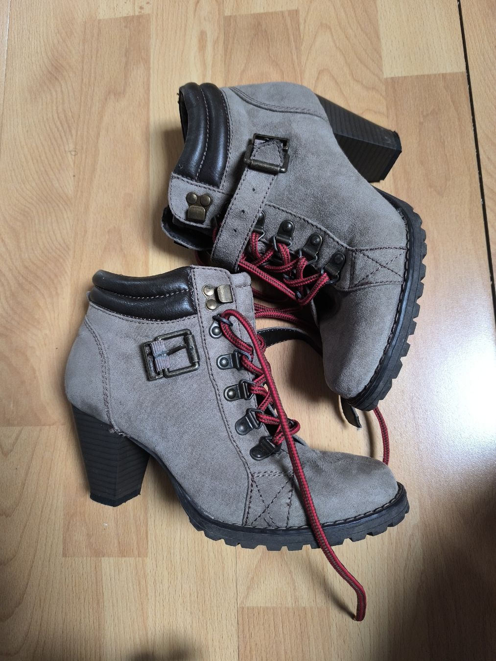 Graceland Scarpe da donna: Stiefeletten – Usato da Fischbach LU venduto da BuBri