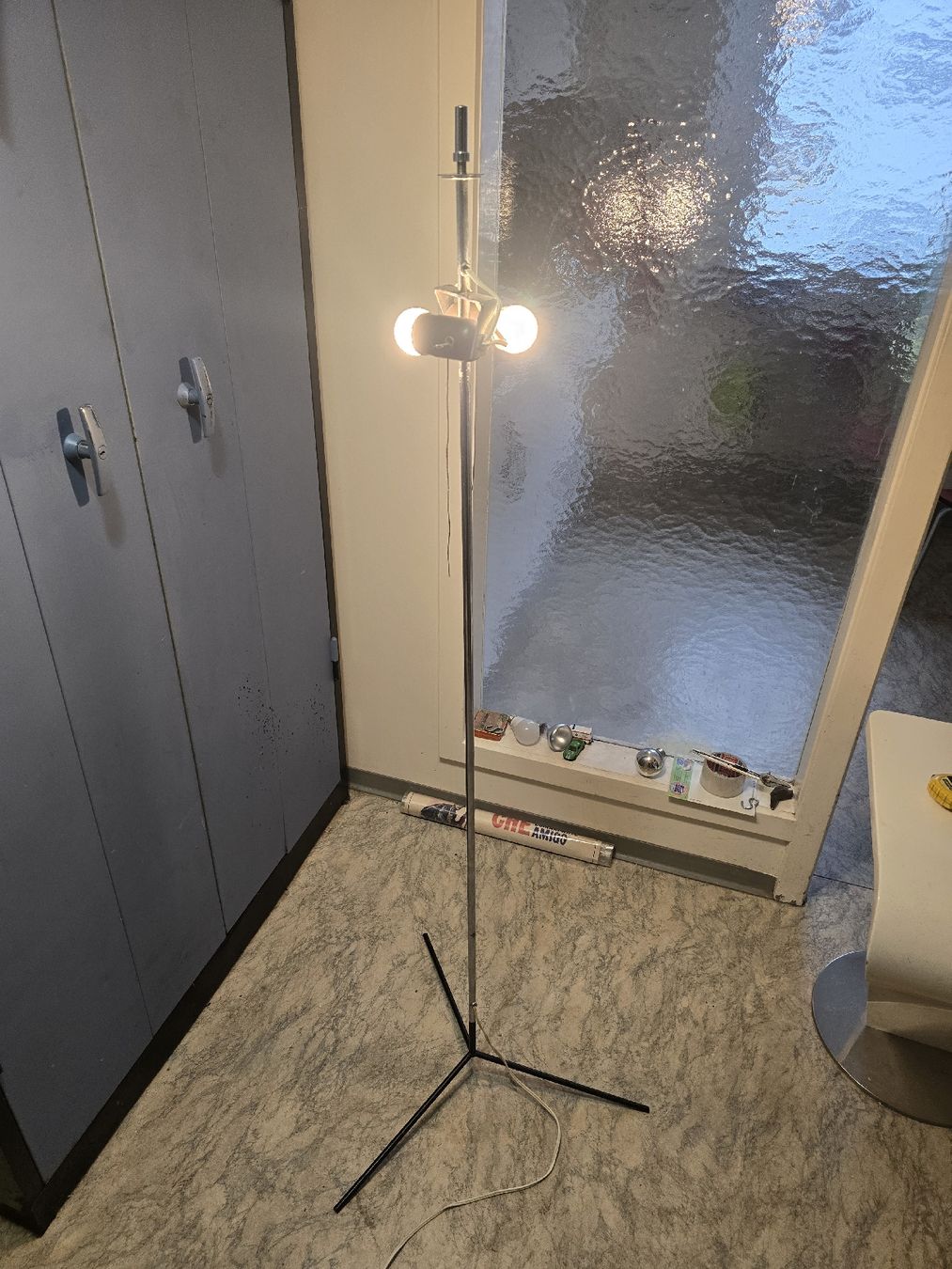 Lampade: Tolle Vintage Stehlampe – Usato da Biel/Bienne venduto da alexriveros2 2