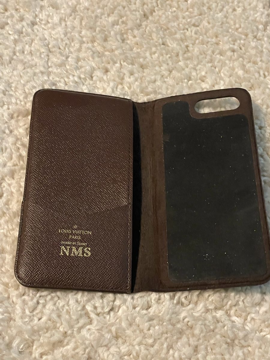 Louis Vuitton Cover & Protezioni schermo: Louis Vuitton Monogram iPhone Folio Case – Usato da Richterswil venduto da Prangins9 8