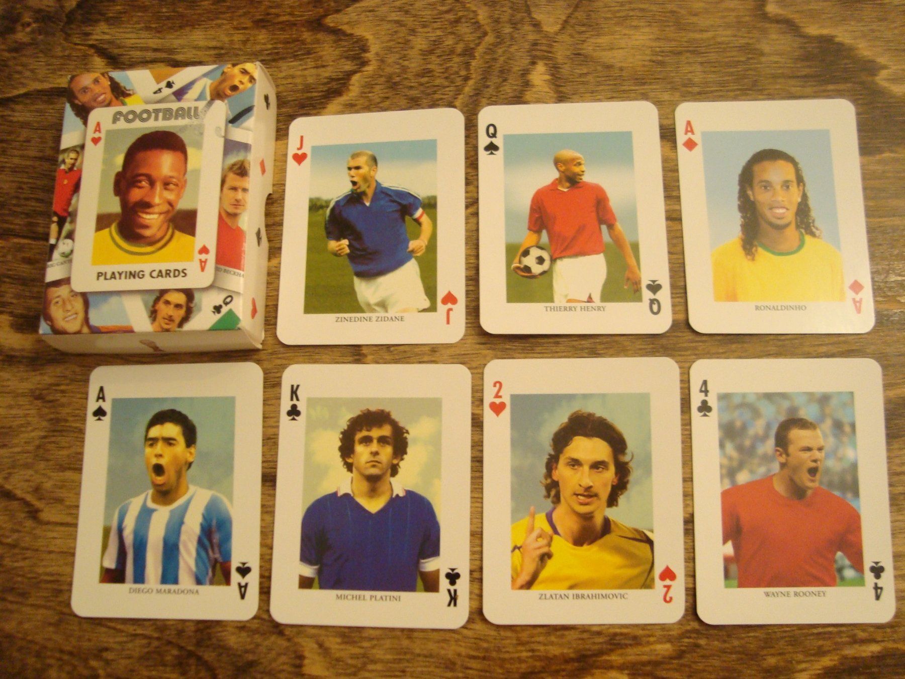 Giochi: Cartes à jouer "Football" – Nuovo (secondo la descrizione) da Fribourg venduto da ruswil007