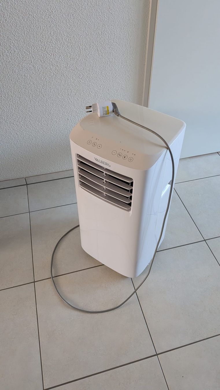 Klimageräte: Klimaanlage / air conditioner – Gebraucht aus Bonstetten von Johanne_Lamalle