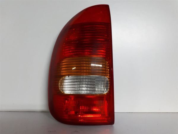 Fari: Opel Corsa B. Rückleuchte  links – Usato da Ibach venduto da Zingi73