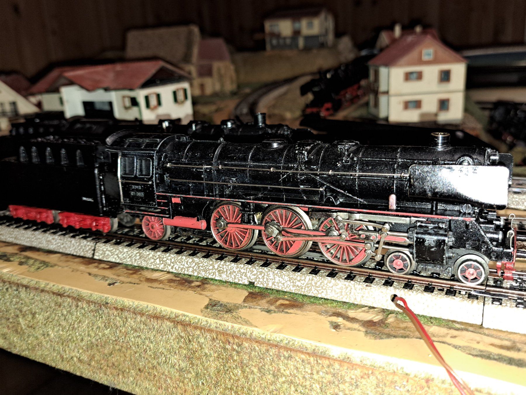 Märklin Modelleisenbahnen: Märklin DB 01097  Damploki analog – Gebraucht aus Schwanden GL von roerich20 3