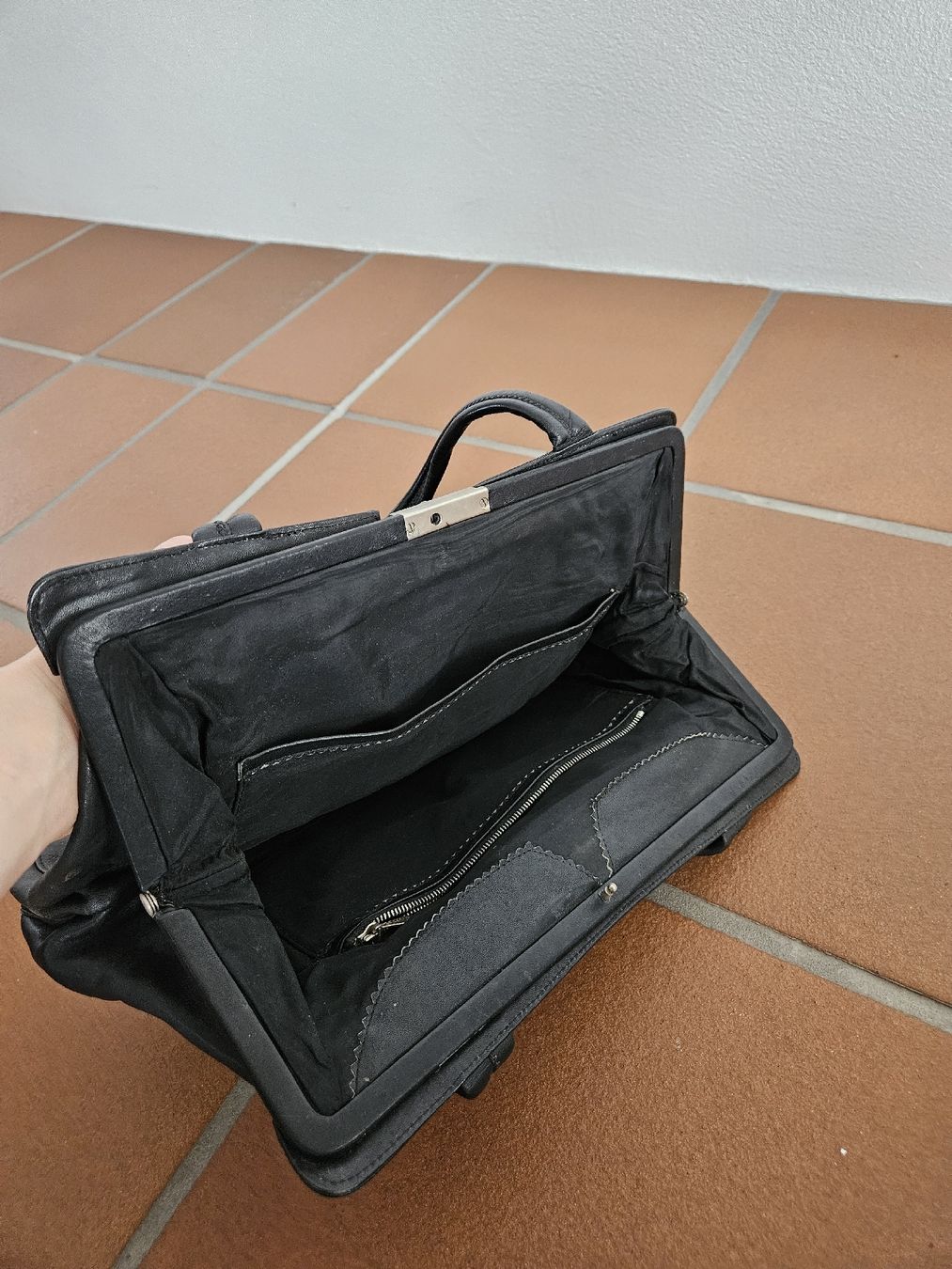 Borse da donna: Elegante Handtasche Vintage  – Usato da Eschenbach SG venduto da MarThu 2
