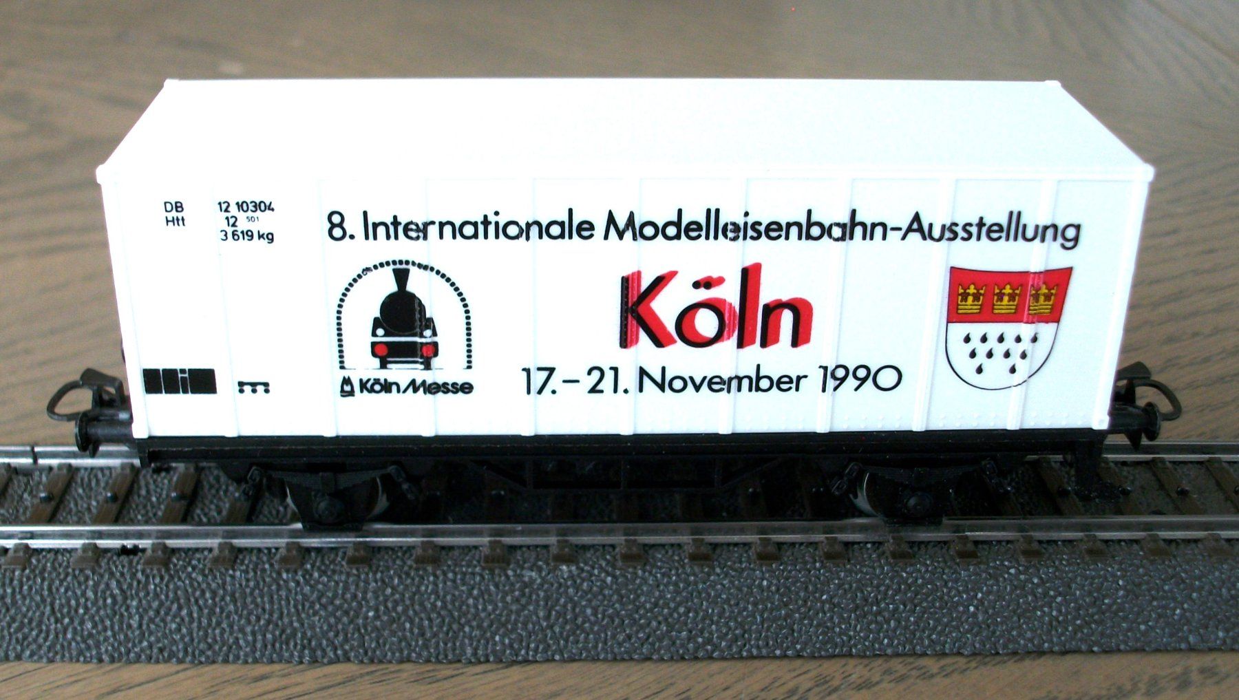 Märklin Modelleisenbahnen: weisser Containertragwagen; fabrikneu & OVP – Neu und originalverpackt aus St. Moritz von Manu7500 1