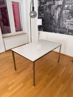 Alles muss raus: Esstisch aus Glas